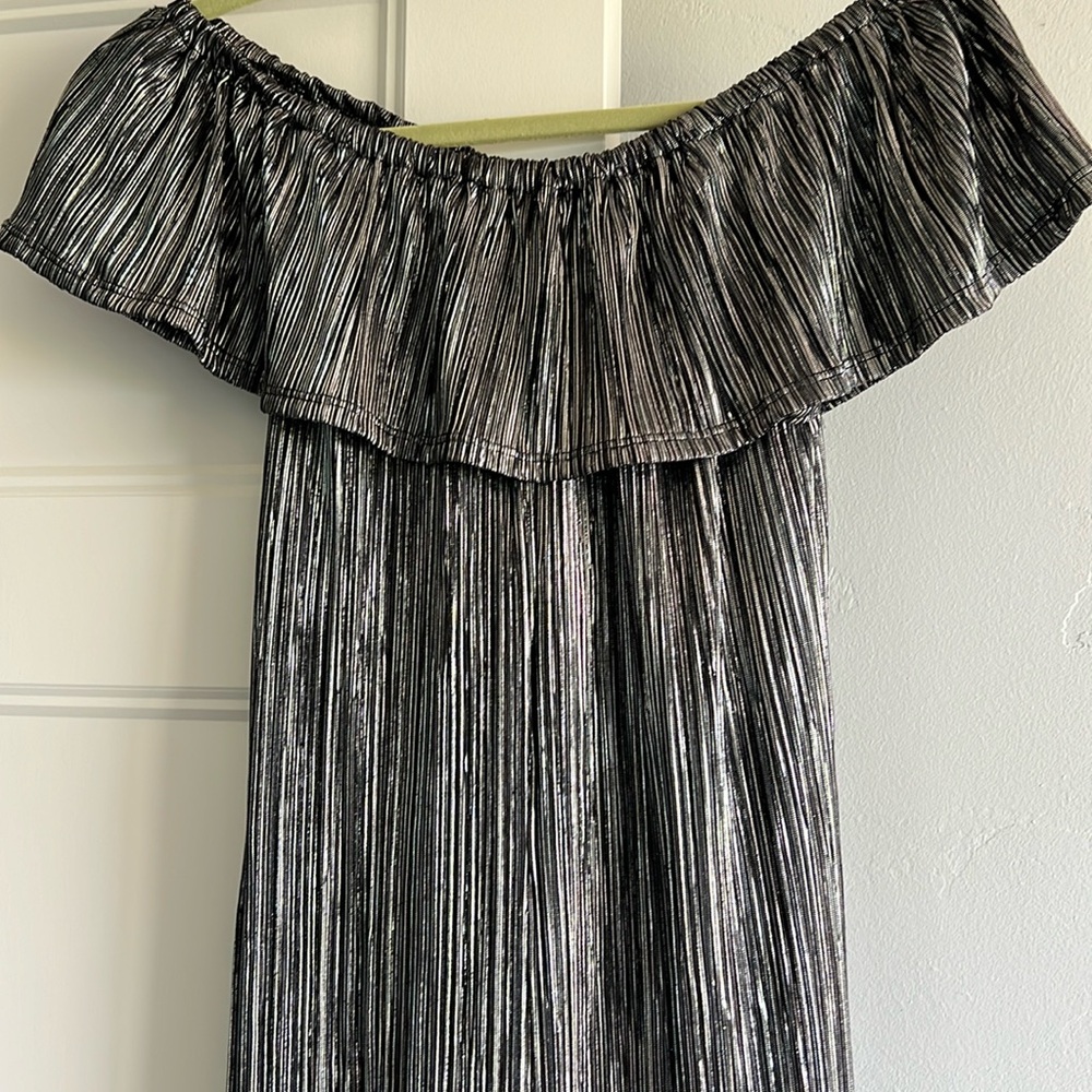 Super fun silver jumpsuit from Target Art Class in Youth size XL (14/16).